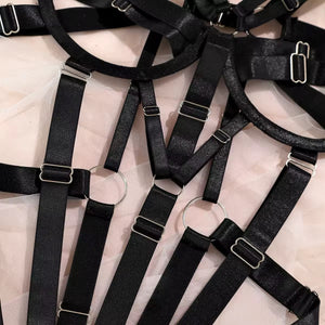 Kit Cena Proibida – Body Dominatrix + Chicote com Plug