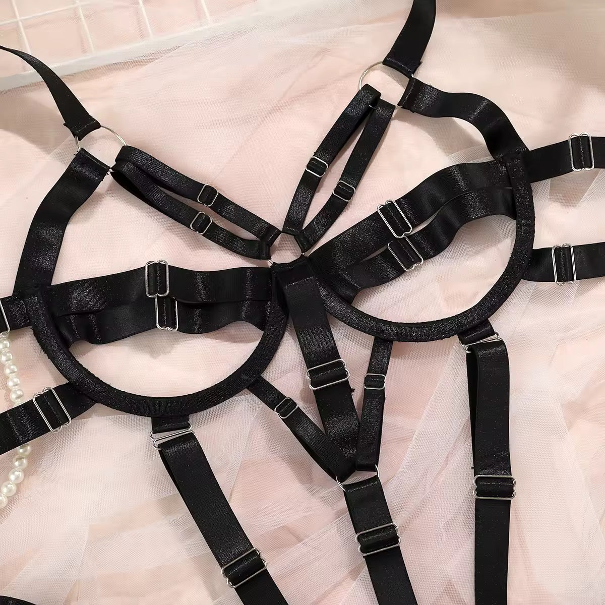 Kit Cena Proibida – Body Dominatrix + Chicote com Plug