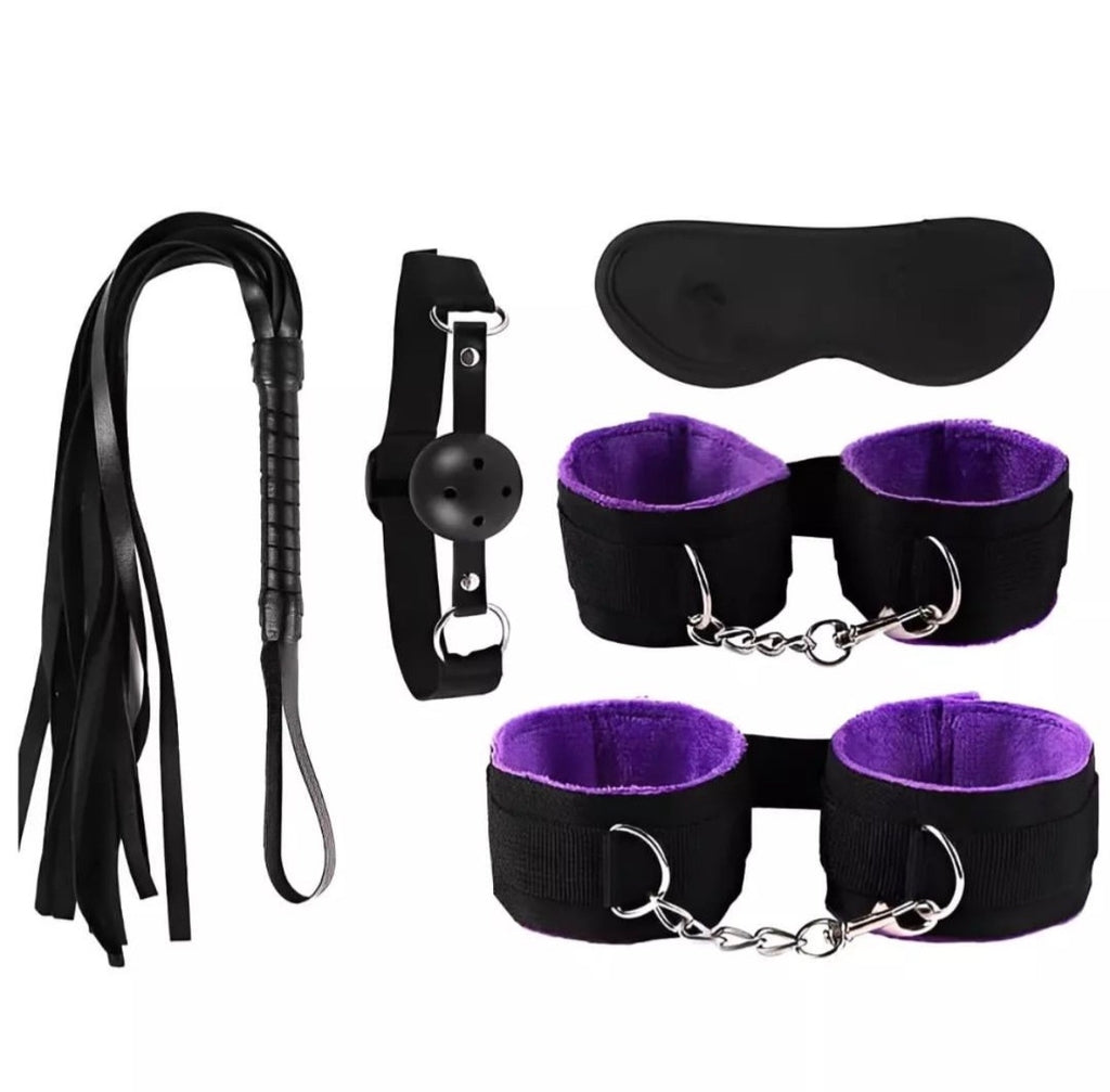Kit Bondage com 5 Itens – Algemas, Venda, Mordaça, Chicote e Trava em vermelho, preto e roxo