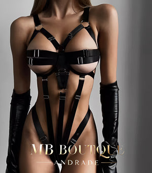 Kit Cena Proibida – Body Dominatrix + Chicote com Plug