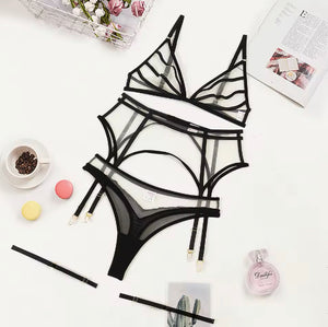 Lingerie Black Impact Strappy – Sem Aro, Sem Bojo