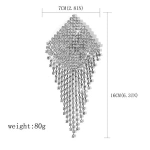 Tapa-Seios Gota de Cristal com Corpo de Strass – Luxo Máximo e Impacto Visual