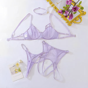 Lingerie Lilás com Recortes Modernos – Delicadeza com design autêntico