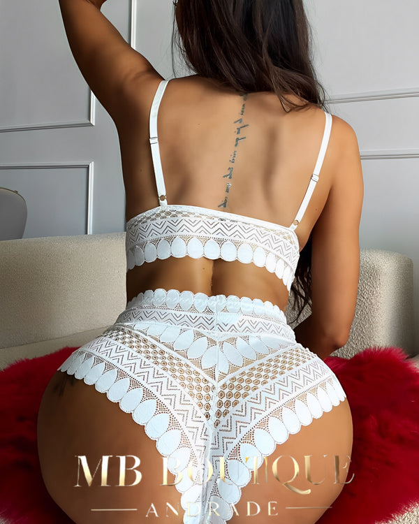 BabyDoll Branco Geométrico – Escultural, Moderno e Muito Confortável