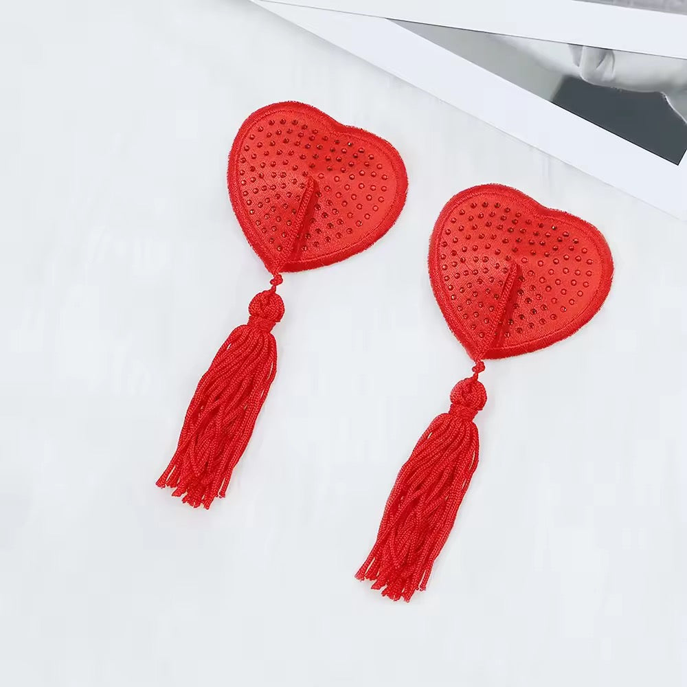 Tapa-Seios Coração com Tassel - Toque Burlesco e Divertido