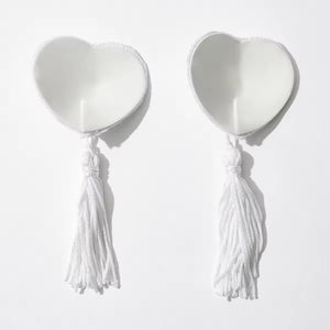 Tapa-Seios Coração com Tassel - Toque Burlesco e Divertido