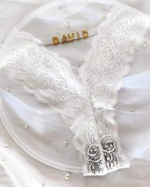 Calcinha de Renda Personalizada com Nome - Encanto Exclusivo
