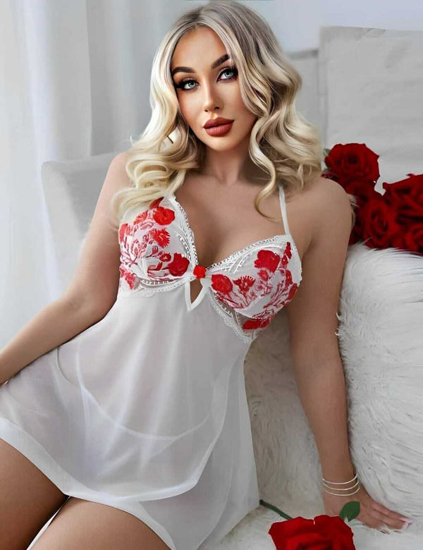 Camisola transparente com calcinha