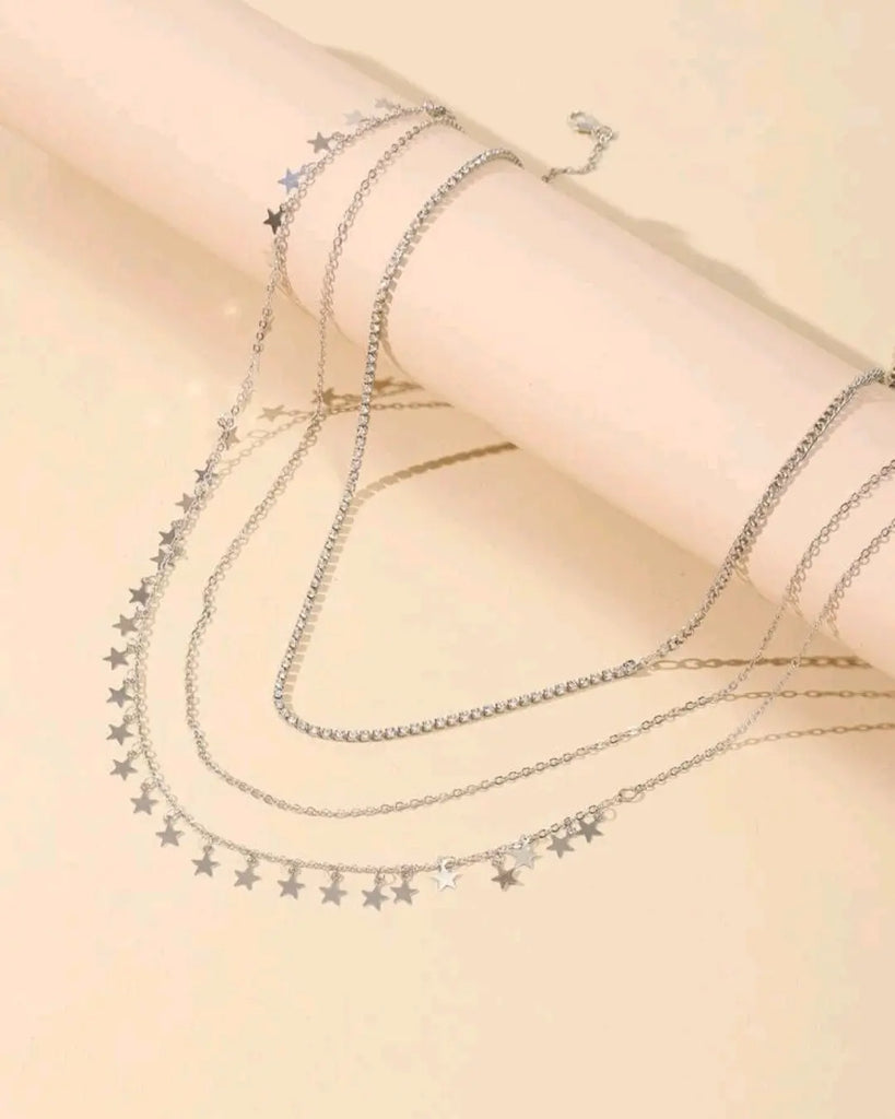 Corrente para cintura com detalhe em estrelas 72cm