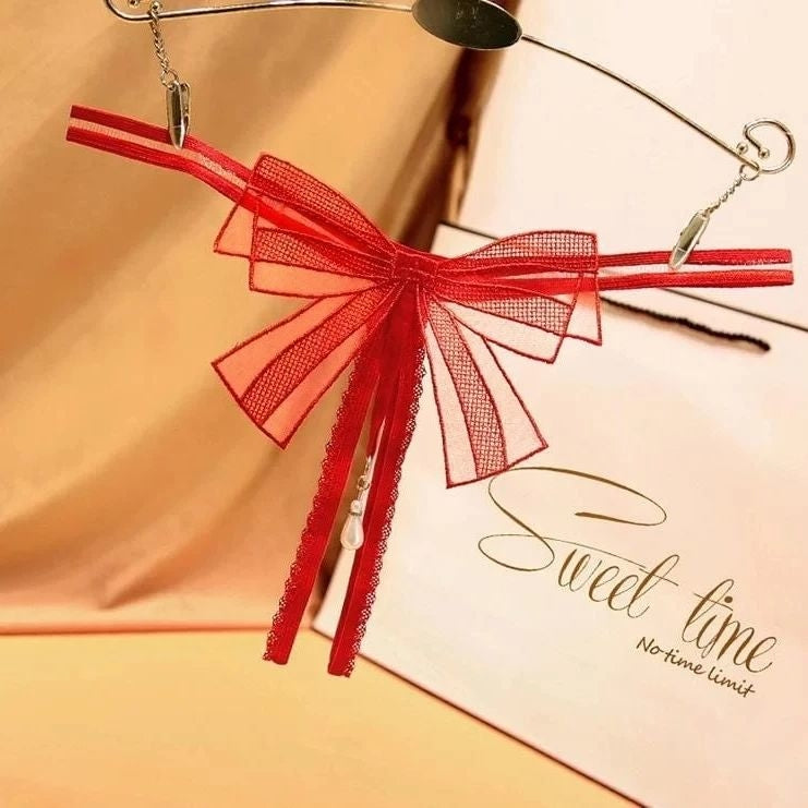 Calcinha Sexy com detalhe em laço e pérolas