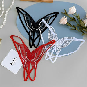 Calcinha Borboleta – Com Strass e Abertura Inferior