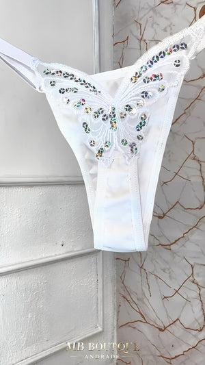 Calcinha Fio Dental com Borboleta Bordada e Lantejoulas - Lingerie Sensual Ajustável P ao G - Preto, branco e vermelho