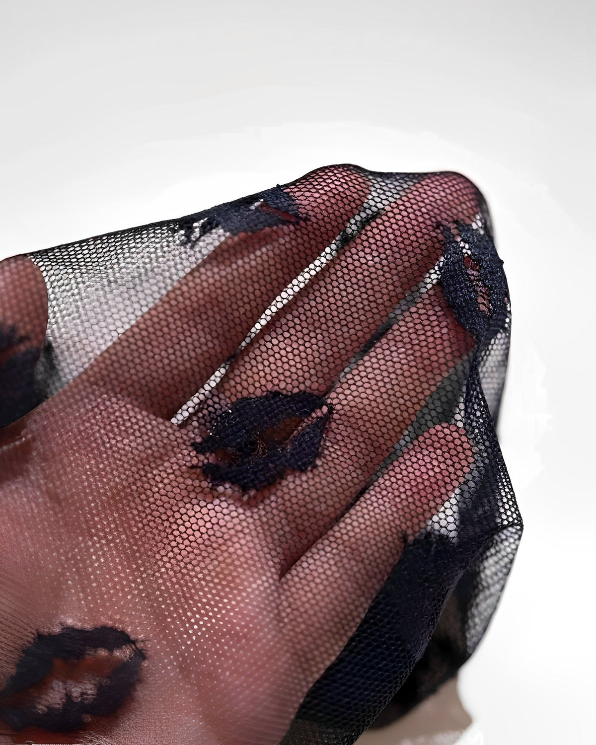 Camisola Transparente Sexy em Tule Bordado Vermelho com Calcinha Fio Dental – Lingerie Sensual para Noite Romântica