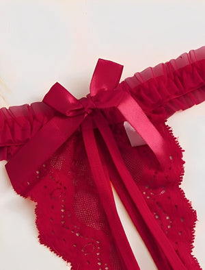 Kit com 3 Calcinhas Fio Dental em Renda com Laço – Preto, Branco e Vermelho | Lingerie Sensual e Exclusiva