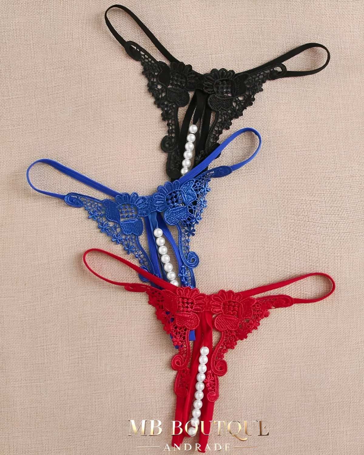 Calcinha Fio Dental com Pérolas - Kit Sensual em Renda Preta, Azul e Vermelha | Lingerie Erótica Luxuosa