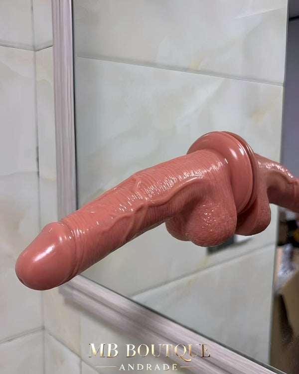 Pênis Realístico 18cm com Ventosa – Dildo de Silicone Macio e Detalhes Naturais