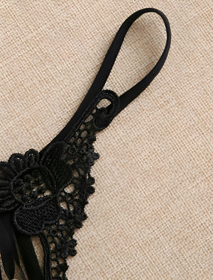 Calcinha Fio Dental com Pérolas - Kit Sensual em Renda Preta, Azul e Vermelha | Lingerie Erótica Luxuosa