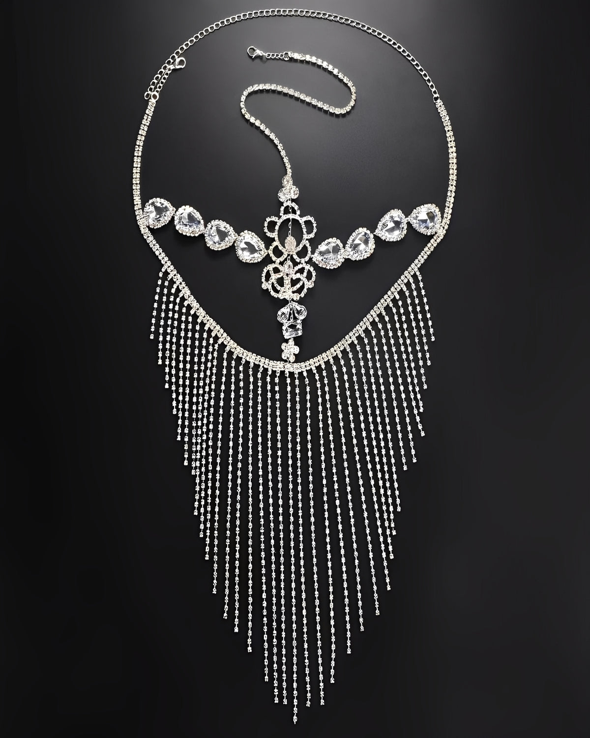 Máscara de Strass Luxuosa com Franjas Longas – Acessório Dourado ou Prateado para Festa, Baile e Fantasia Elegante