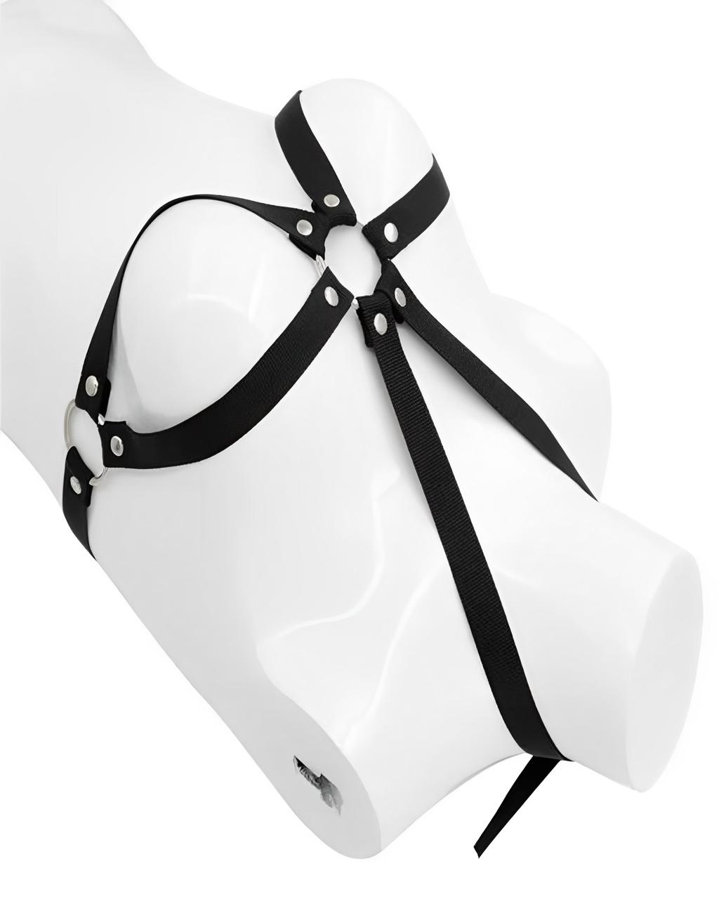 Harness Preto Peitoral Dominatrix – Cinto de Tiras Sensual com Argolas Metálicas