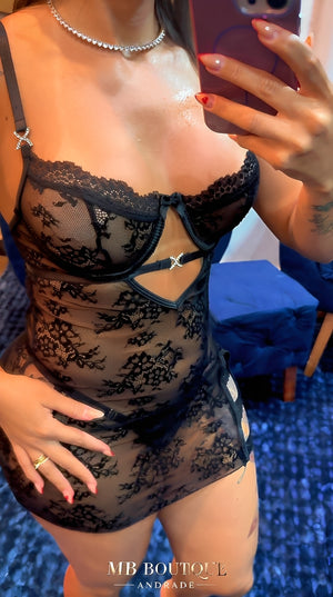 Camisola Sensual Preta em Renda com Aro e Transparência – Lingerie Feminina Elegante sem Bojo