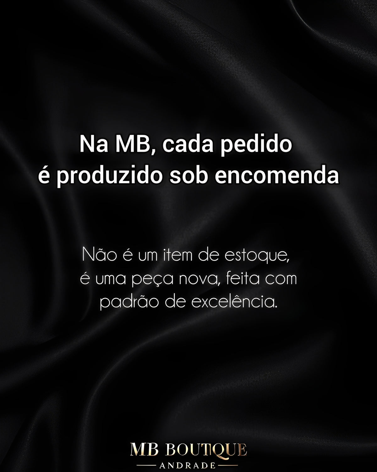 Conjunto Sensual Preto com Brilho e Strass – Inclui Meia 7/8, Top, Calcinha, Saia e Luvas