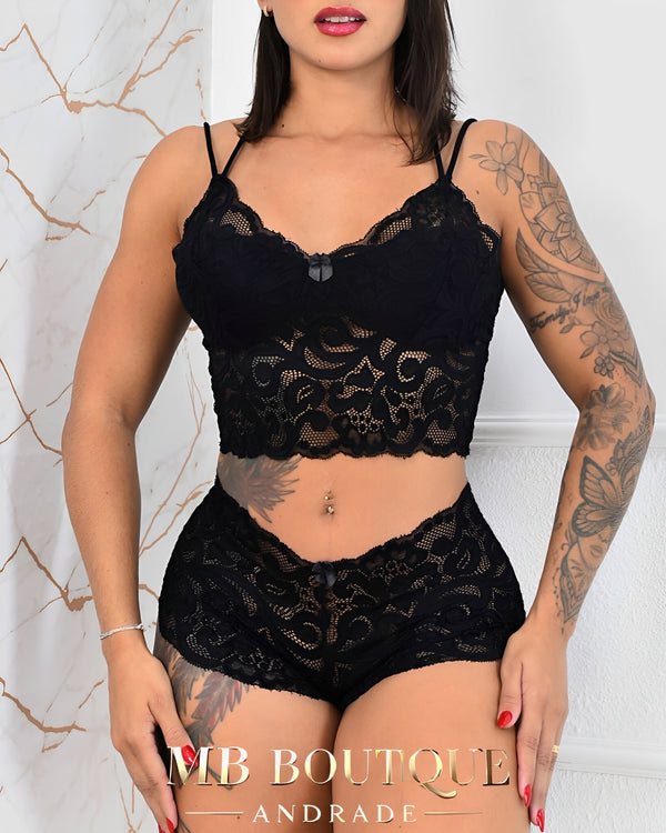 BabyDoll Isadora - Renda Preta, Sensual, Clássico e com Modelagem Perfeita - P ao GG