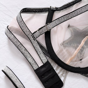 Conjunto de Lingerie Sexy Transparente com Estrela em Strass e Franjas – Sutiã com Aro e Calcinha Fio Dental Regulável P ao G
