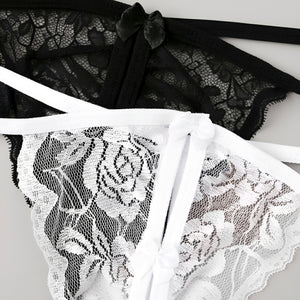 Kit 5 Calcinhas Fio Dental com Abertura Inferior em Renda e lacinhos - Lingerie Sensual Feminina P ao GG - Preto, Vermelho, branco, rosa claro, rosa escuro