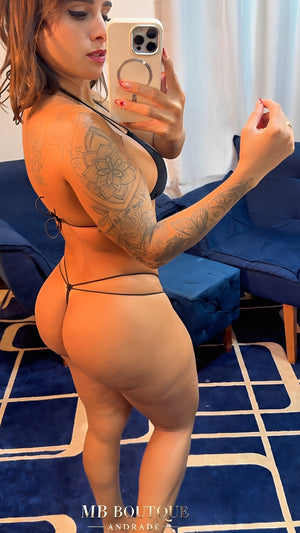 Biquíni Branco Luxo com Apliques Dourados e amarrações na lateral, costas e pescoço – Biquíni Sensual Feminino, Moda Praia Premium, Conjunto Branco Sexy