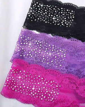 Kit 3 Calcinhas Fio Dental em Renda com Strass, preto, roxo, rosa– Lingerie Sexy e Confortável para Noite Especial e Presente Sensual